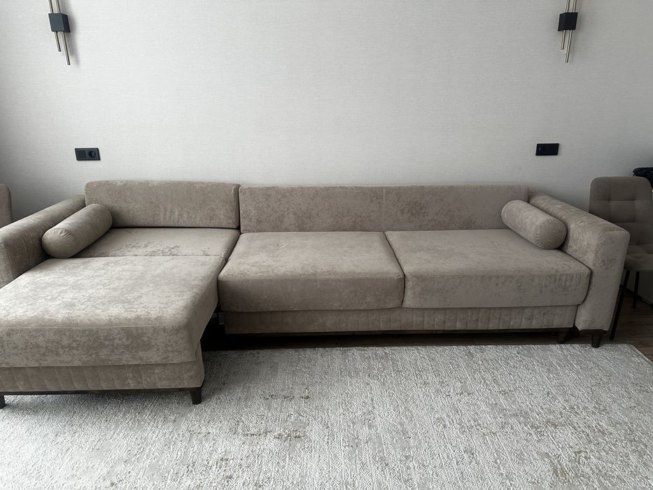 Диван 3,3 раскладной в отличном состояние