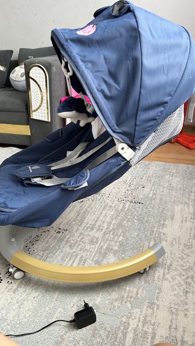 Продам детский шезлонг