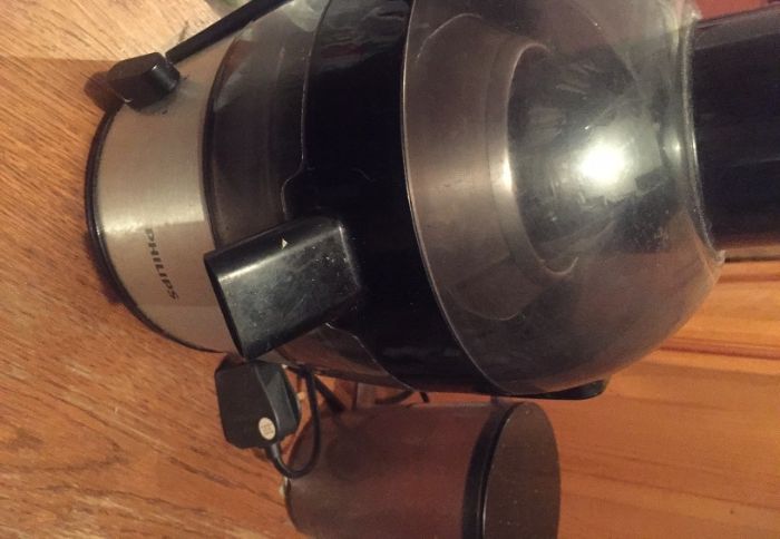 Продавам сокоизтиквачка Philips