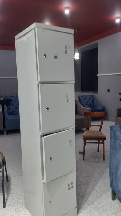 Продам  металлический шкаф