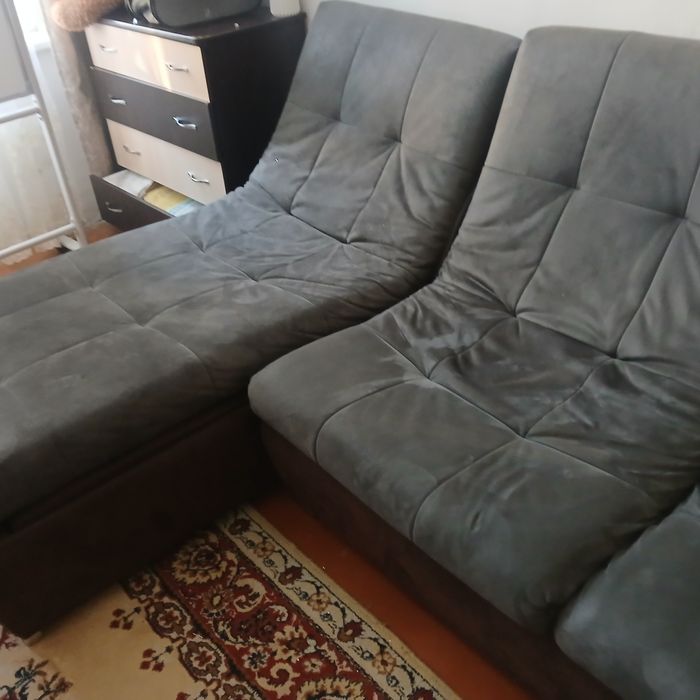 Продам удобный диван