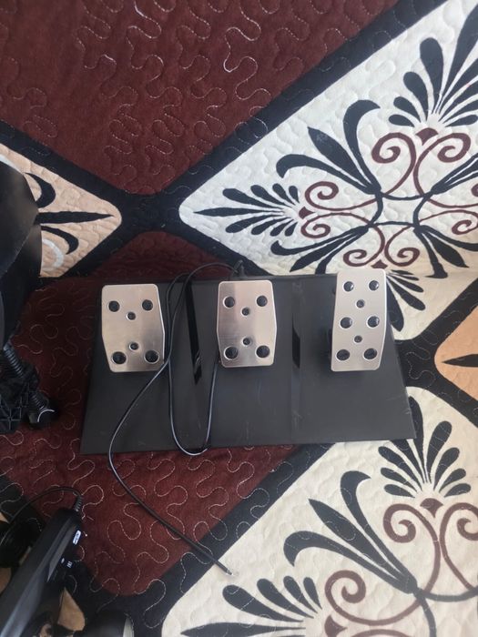 Продам игровой руль