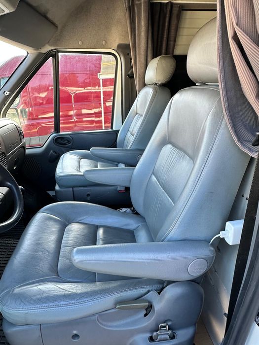 Форд транзит ( кемпер)