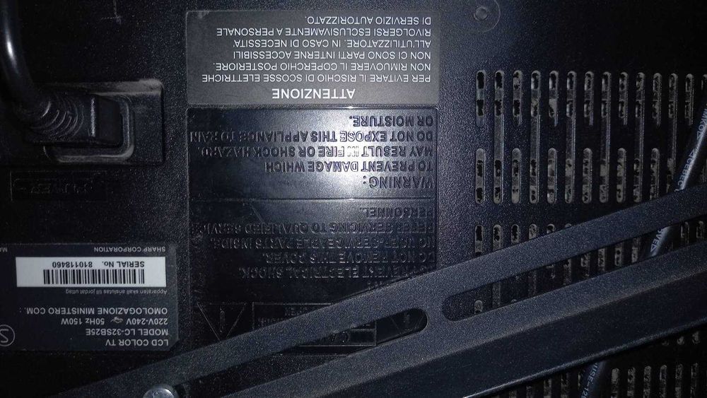 Продавам телевизор за части