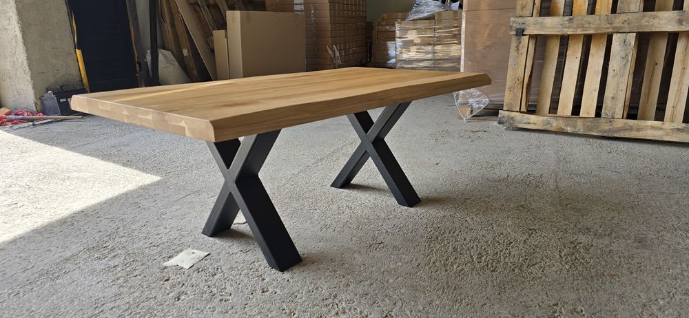 Дървен плот за холна маса