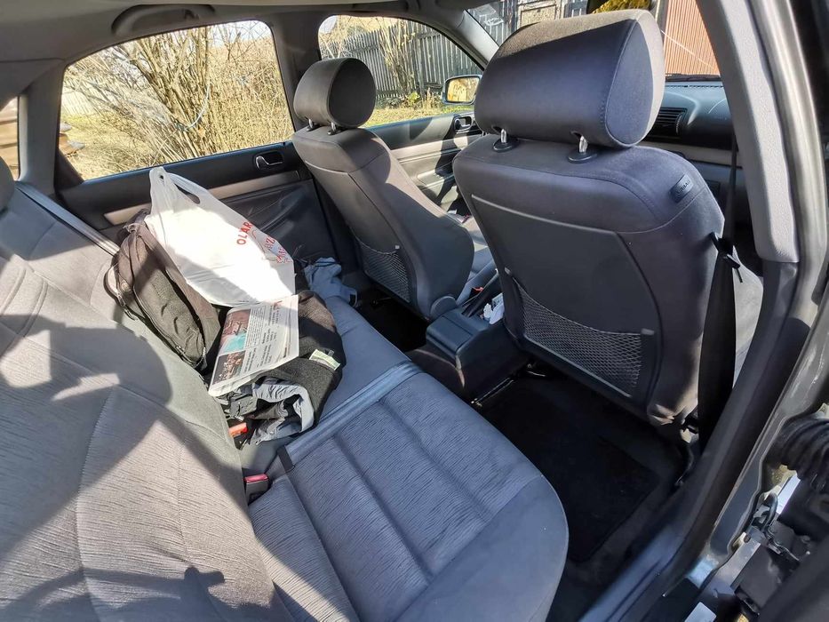 Vând Audi A4, 1.6 benzina, an 2000