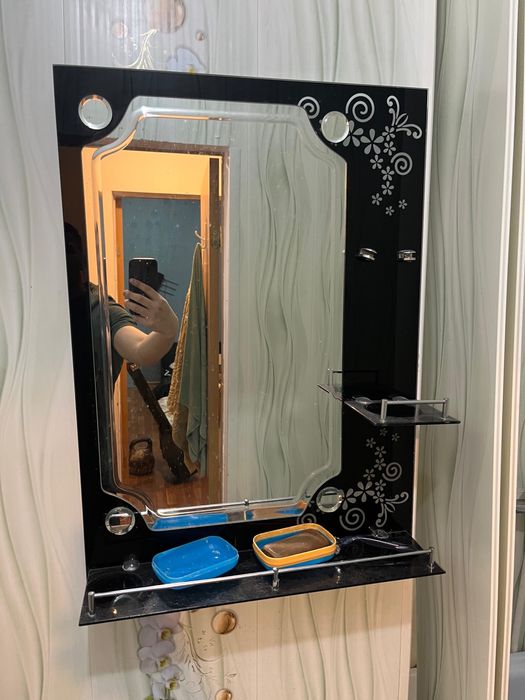 Продается зеркало