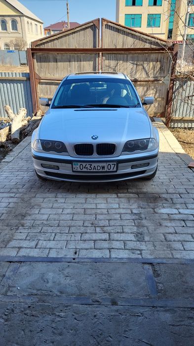 Продам машину BMW E46