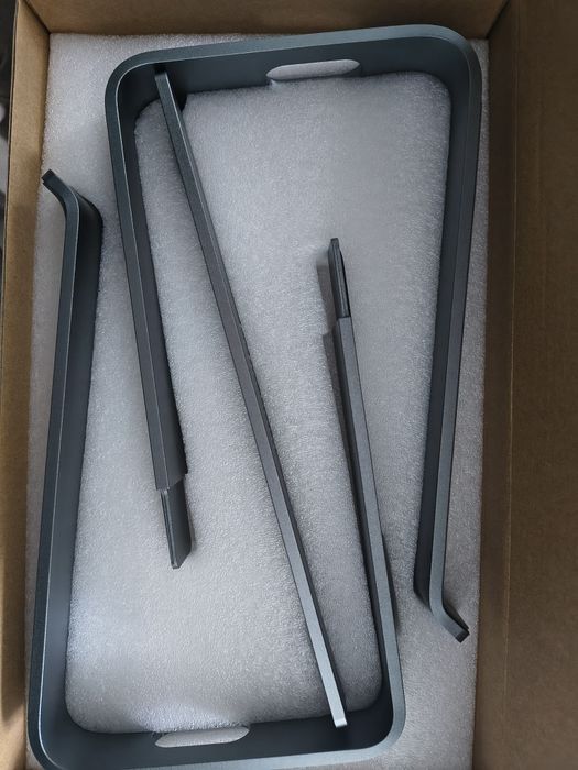 Laptop stand  din aluminiu