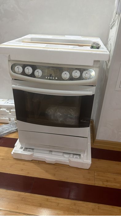 Продам электрическую плиту кайзе