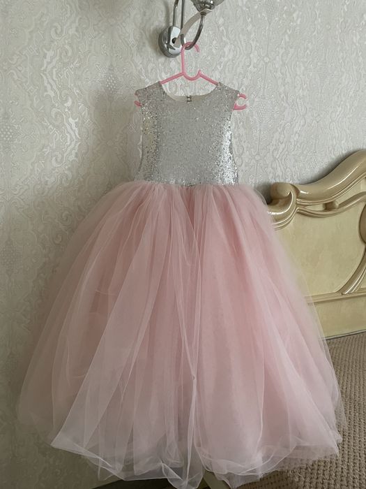 Продам платье бальное детское