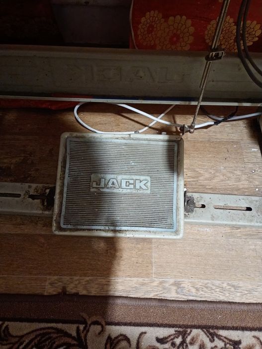 Компьютерная машинка бу рабочая ии