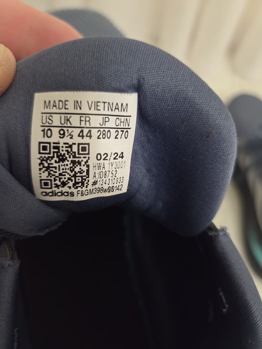 Adidas 2 чифта 9 евро