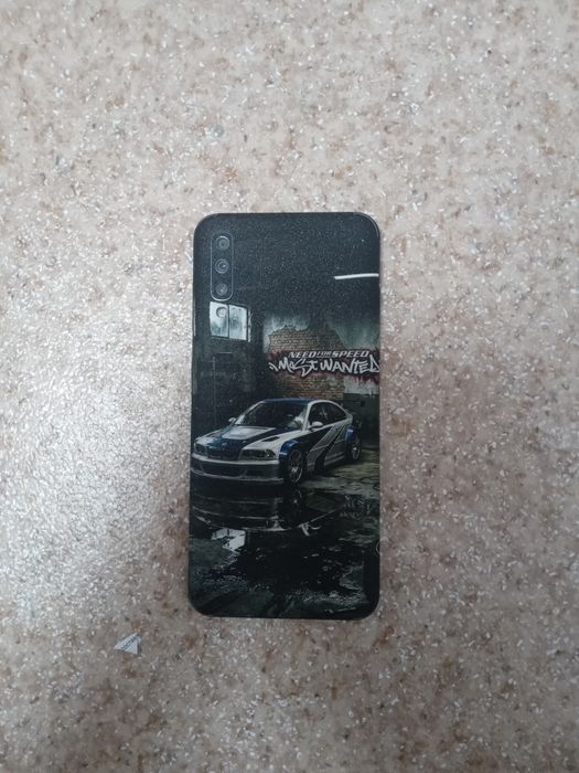 Продам или обменяю самсунг а50