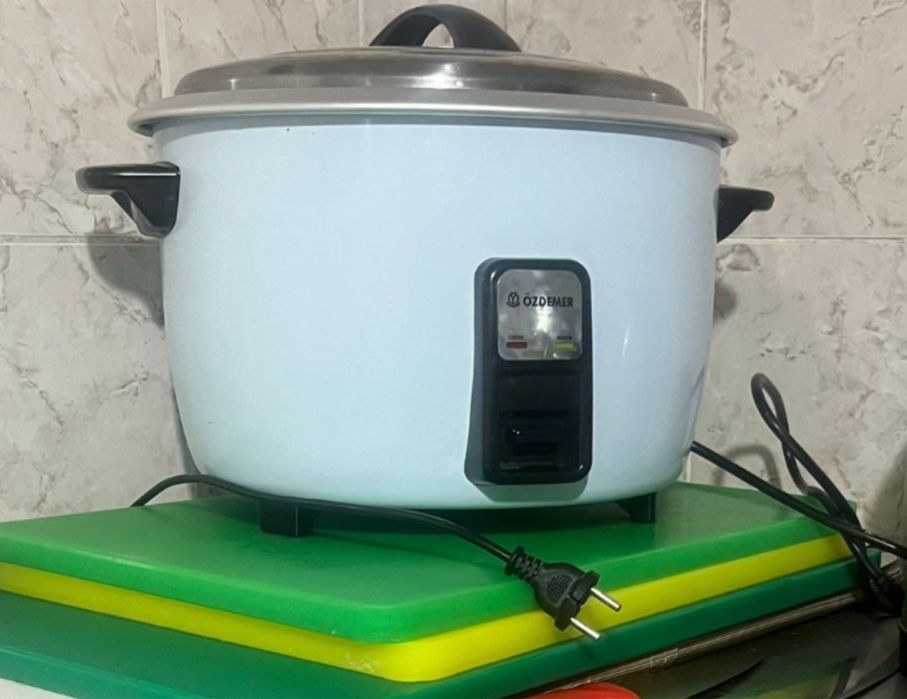 Продам рисоварку