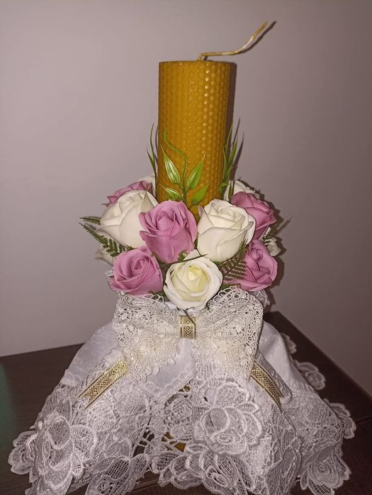 Lumânări impodobite