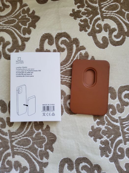 Срочно продам iPhone wallet