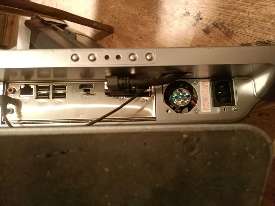 Продам офисный моноблок.