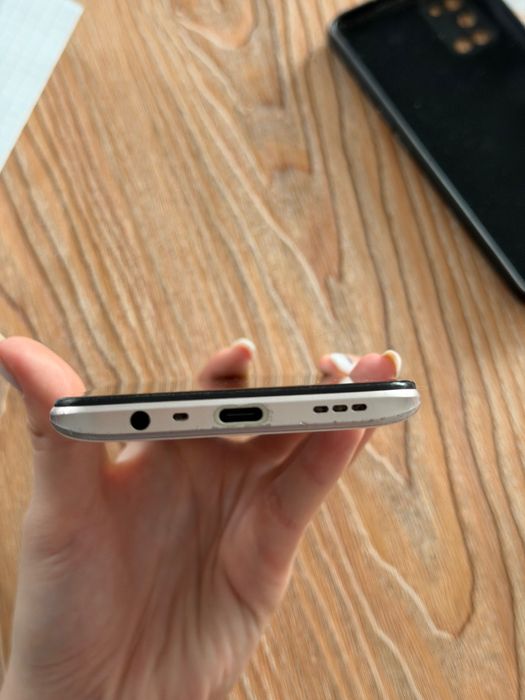 Oppo A5, б/у, коробка документы есть