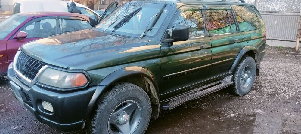 Продам Монтеро спорт.