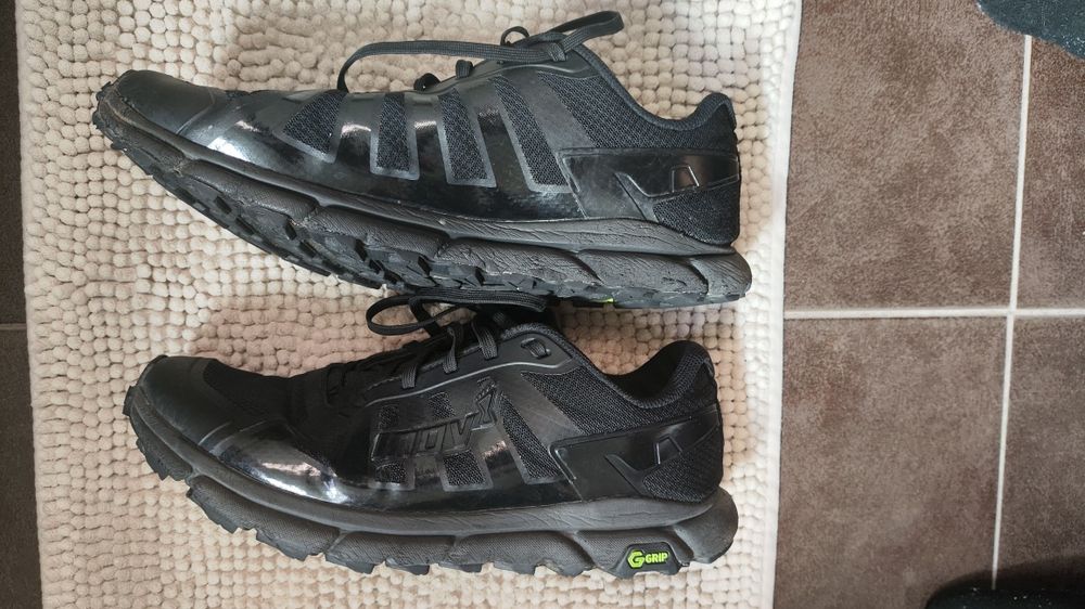 Маратонки за планинско бягане Inov-8 Trailfly G270