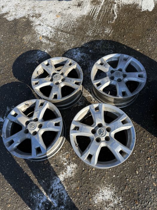 Продам диски на рав 4 R17
