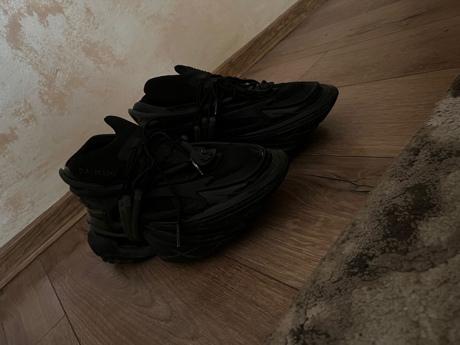adidasi balmain unicorn