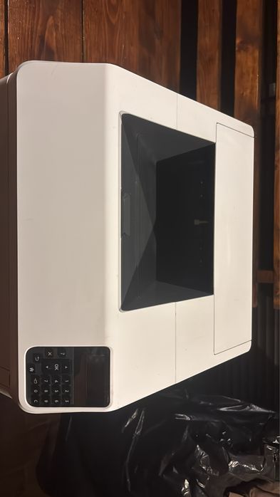 Imprimanta HP Laserjet M605