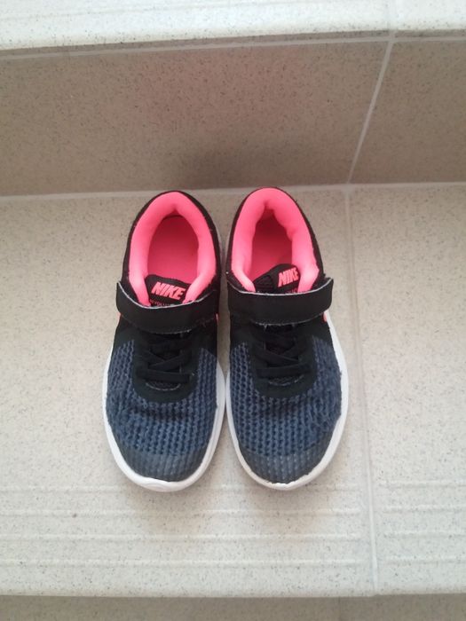 Маратонки без забележки