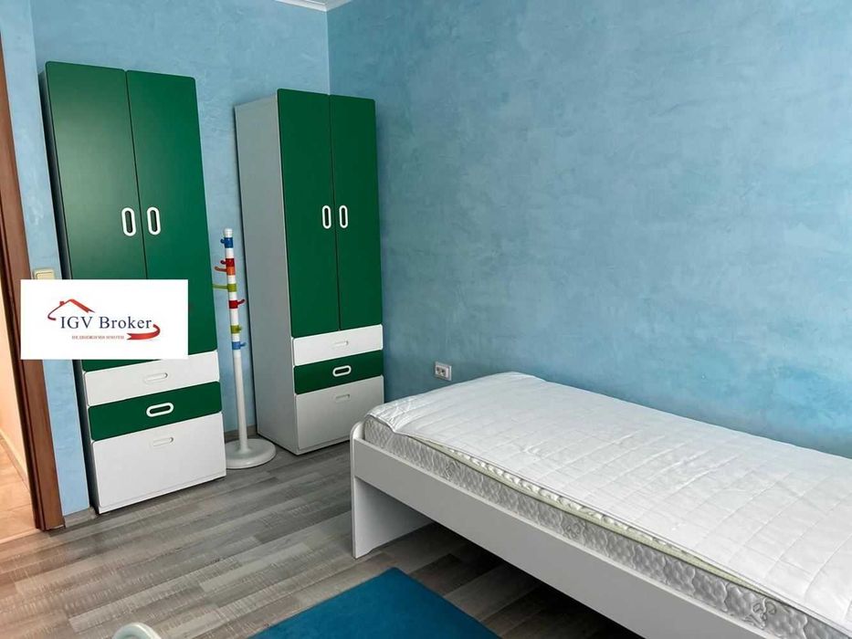 Продава се Тристаен апартамент в София, Люлин 9 - 90 кв.м за 2834 €/кв.м - Снимка #4