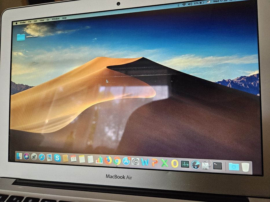 лаптоп Macbook Air 13"