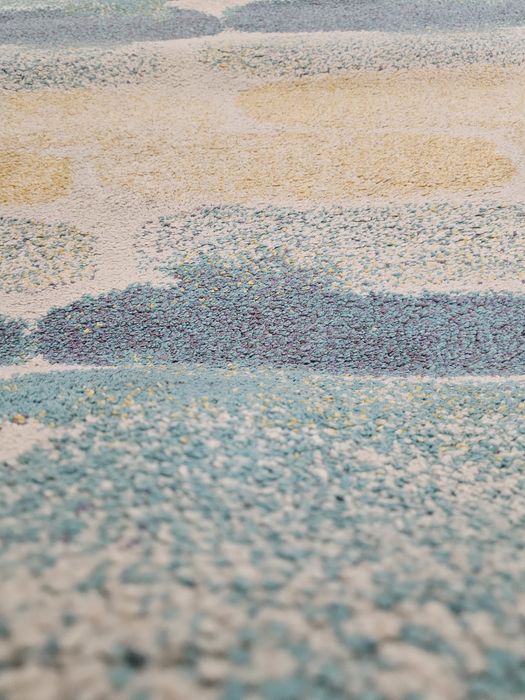 Covor 120x170 cm, este in stare perfecta, putin pufos