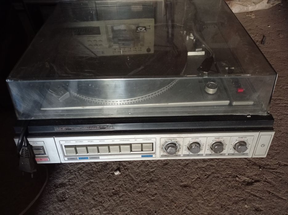 Продам музыкальный центр