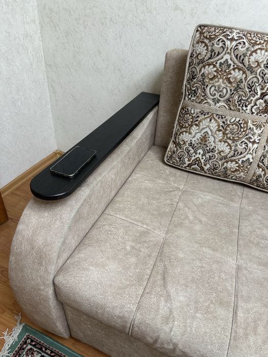 Диван в хорошем состоянии