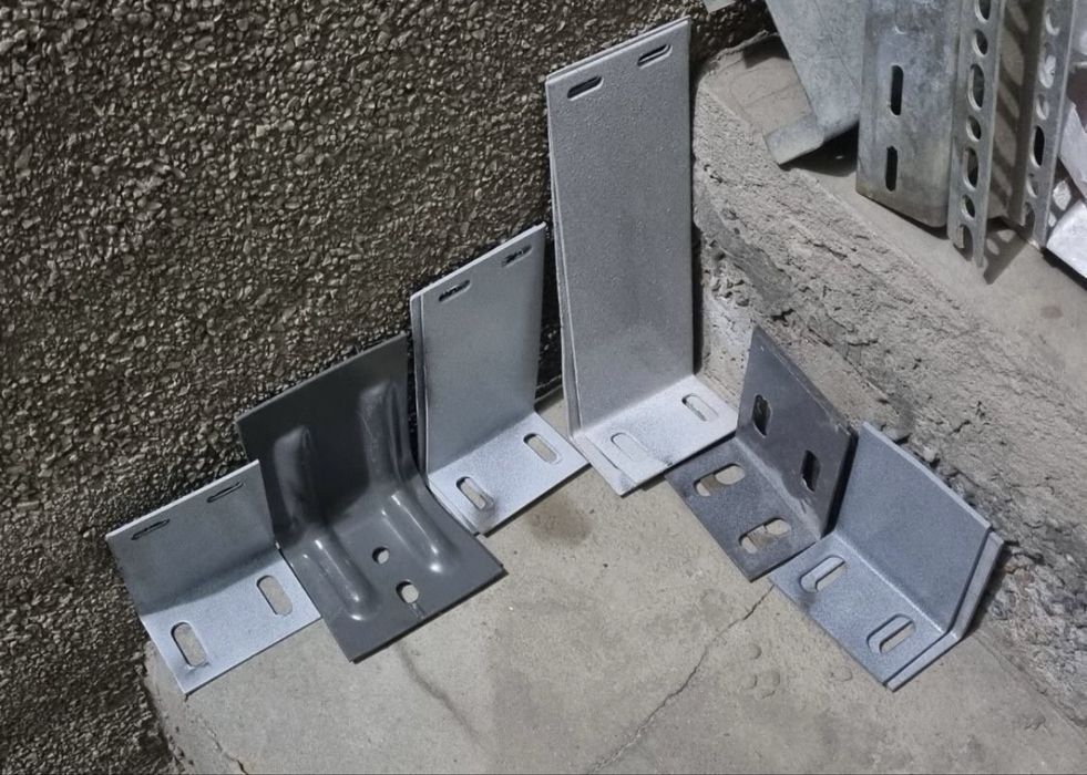 Фасадга профиллар Кронштейнла