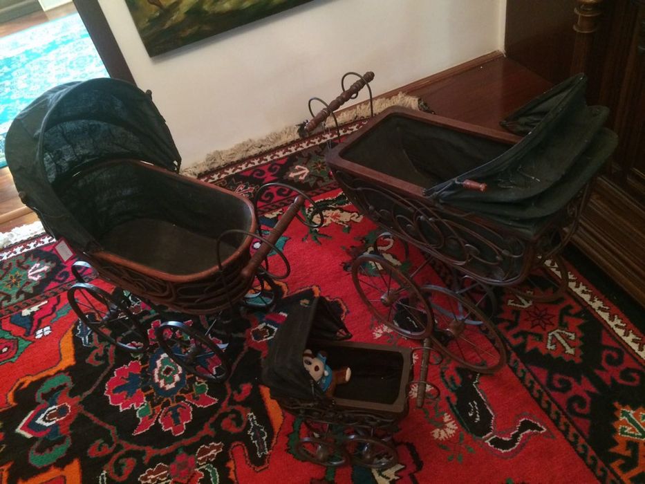 Детская игрушечная антикварная коляска для кукол! Чудесная вещь!