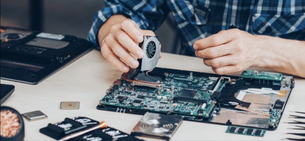 Servicii instalare software și reparații mentenanțe