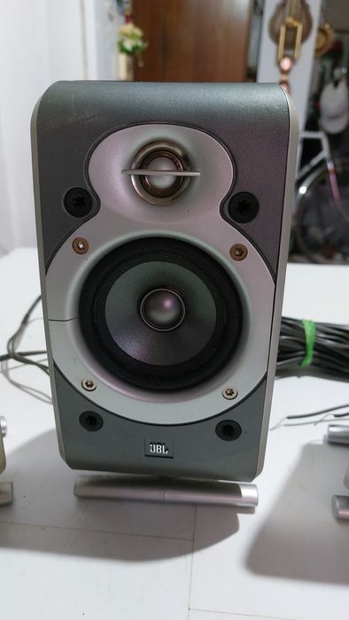 Sateliți jbl SCS200