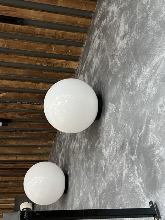 Продам люстры