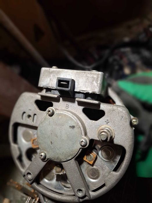 Генератор Зил-Газ-Уаз. 12в.60а.