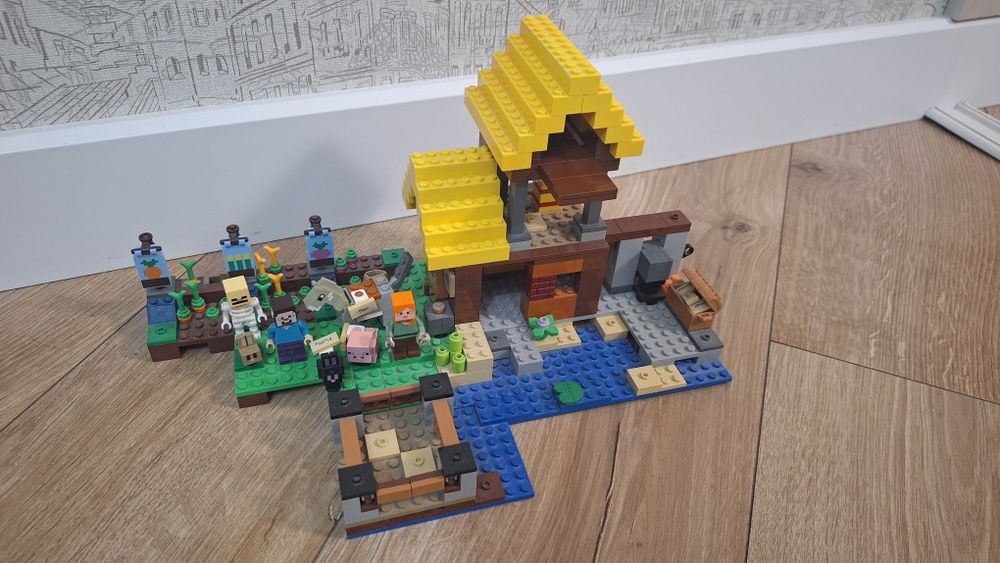 Lego minecraft 21144