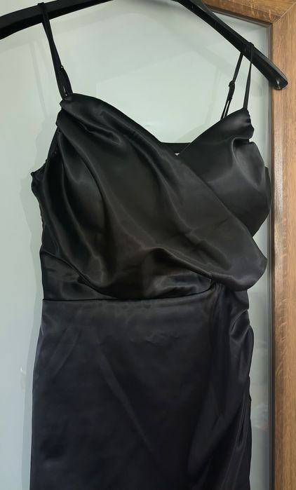 Rochie elegantă.