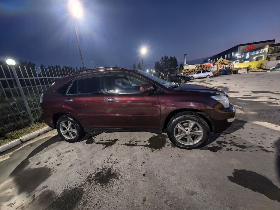 Продам лексус 350