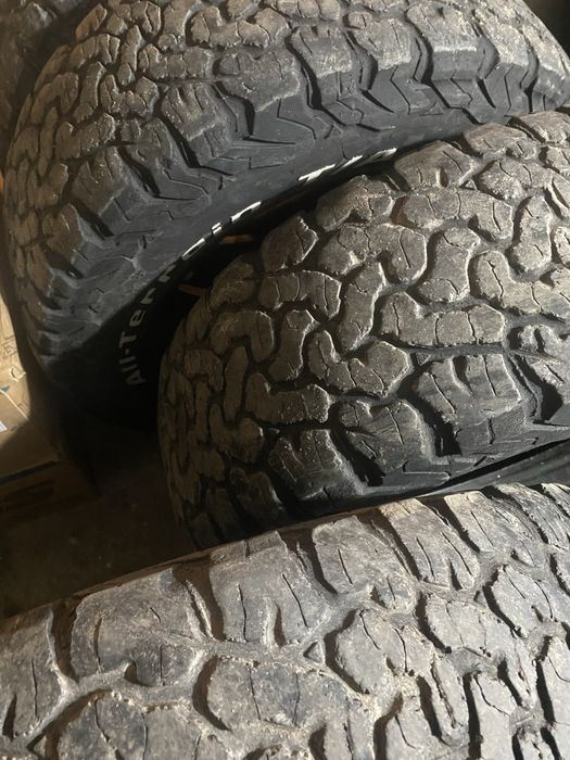 Резина гудрич комплект