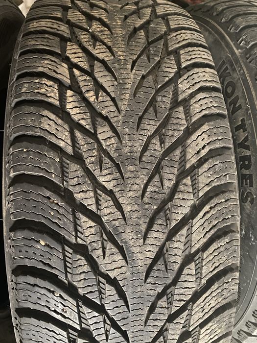 Зимние (Nokian) Ikon Tyres Autograph Snow 3 Suv