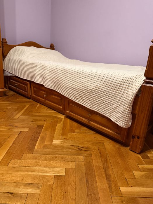Мебели за стая