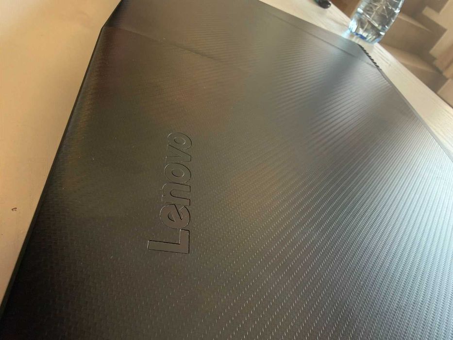 Lenovo Legion Y520-15IKBN