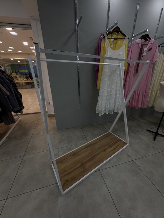 Вешалка для вещей