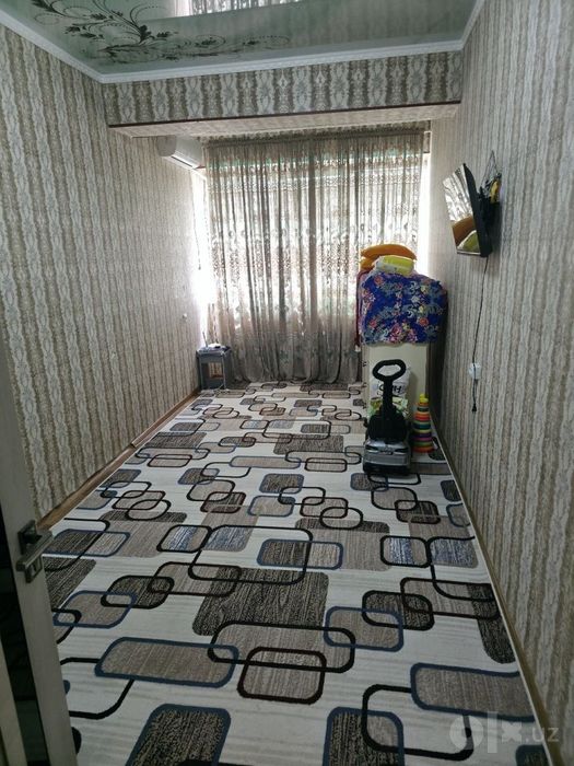 Спутник кургонидан квартира сотилади 4 этаж 1 хона 330 млн сум