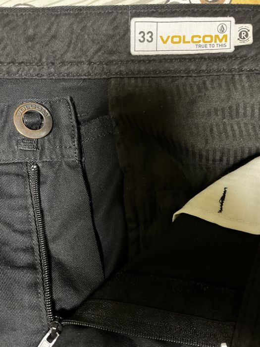 Volcom frickin pants size 33 къси и дълги панталони